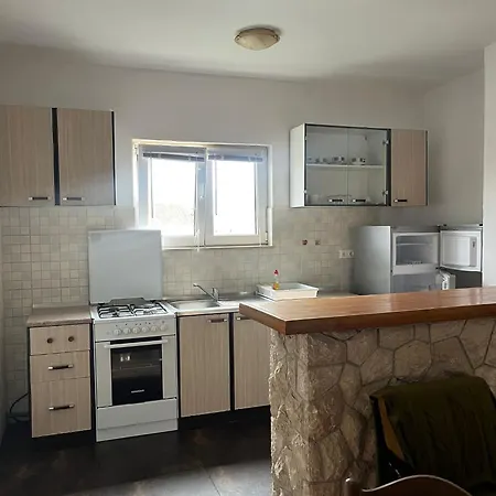 With Parking Space - 23616 Szybenik