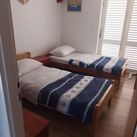 With Parking Space - 23616 Szybenik